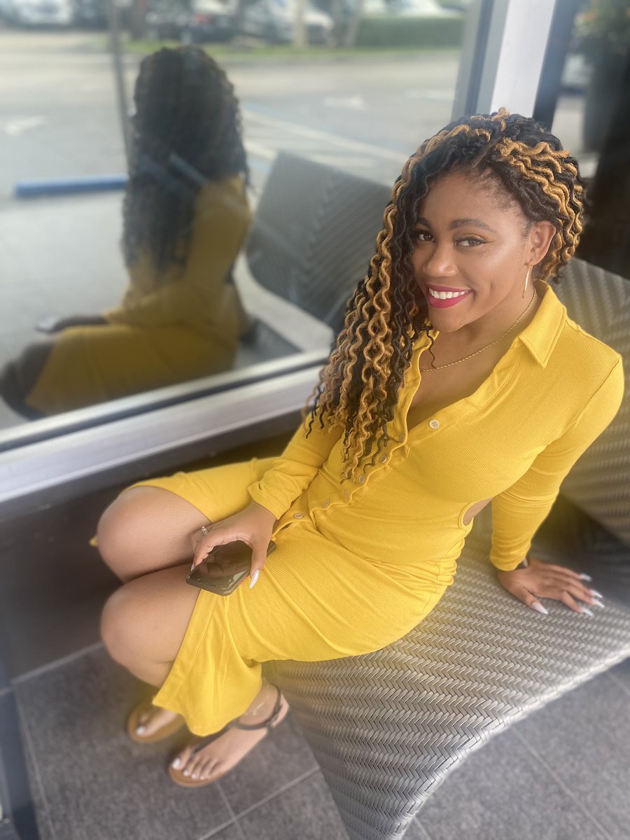 shantonee's tweet photo. Sitting pretty 😌 https://t.co/35uIqHFuUn