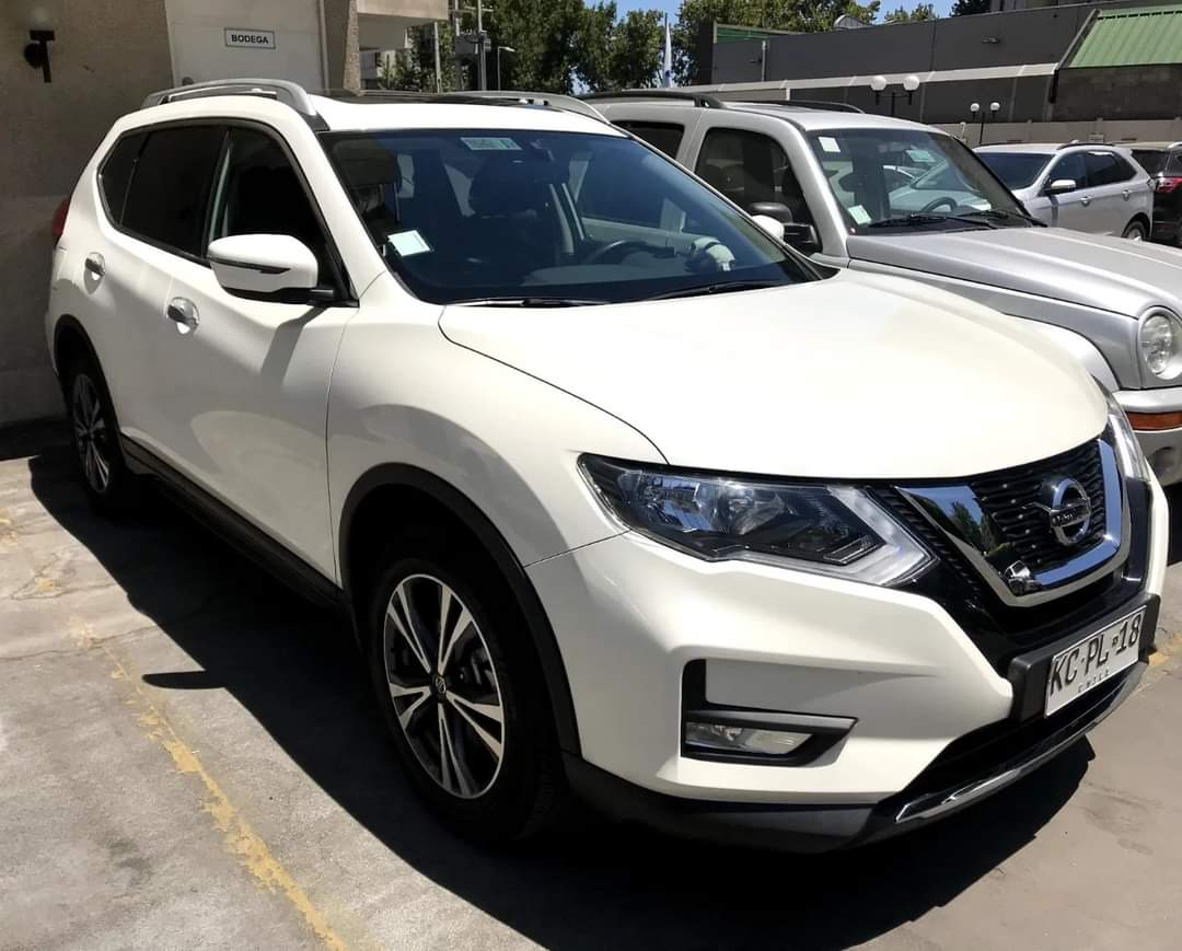Le robaron el auto a mi hermano en Peñalolen por si tienen algun dato, es una Nissan XTrail patente KCPL18