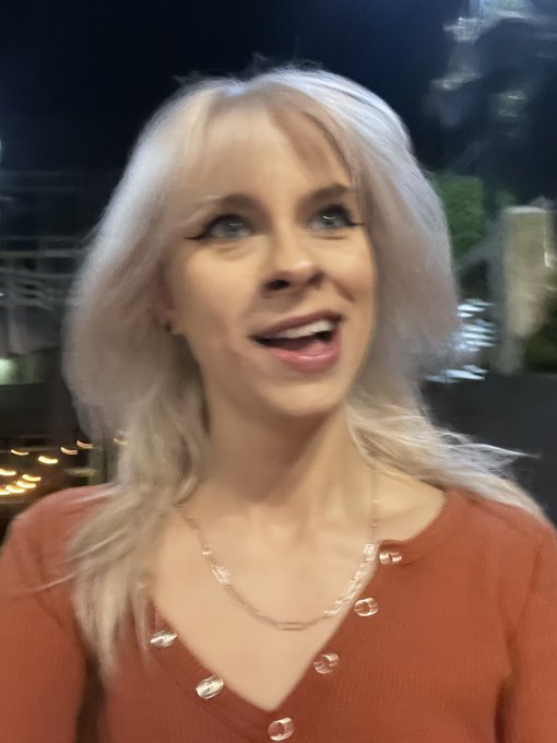 new hair who dis https://t.co/274mYnsPyH<a href="/tag/easya"class="tags"><span>#easya</span></a>