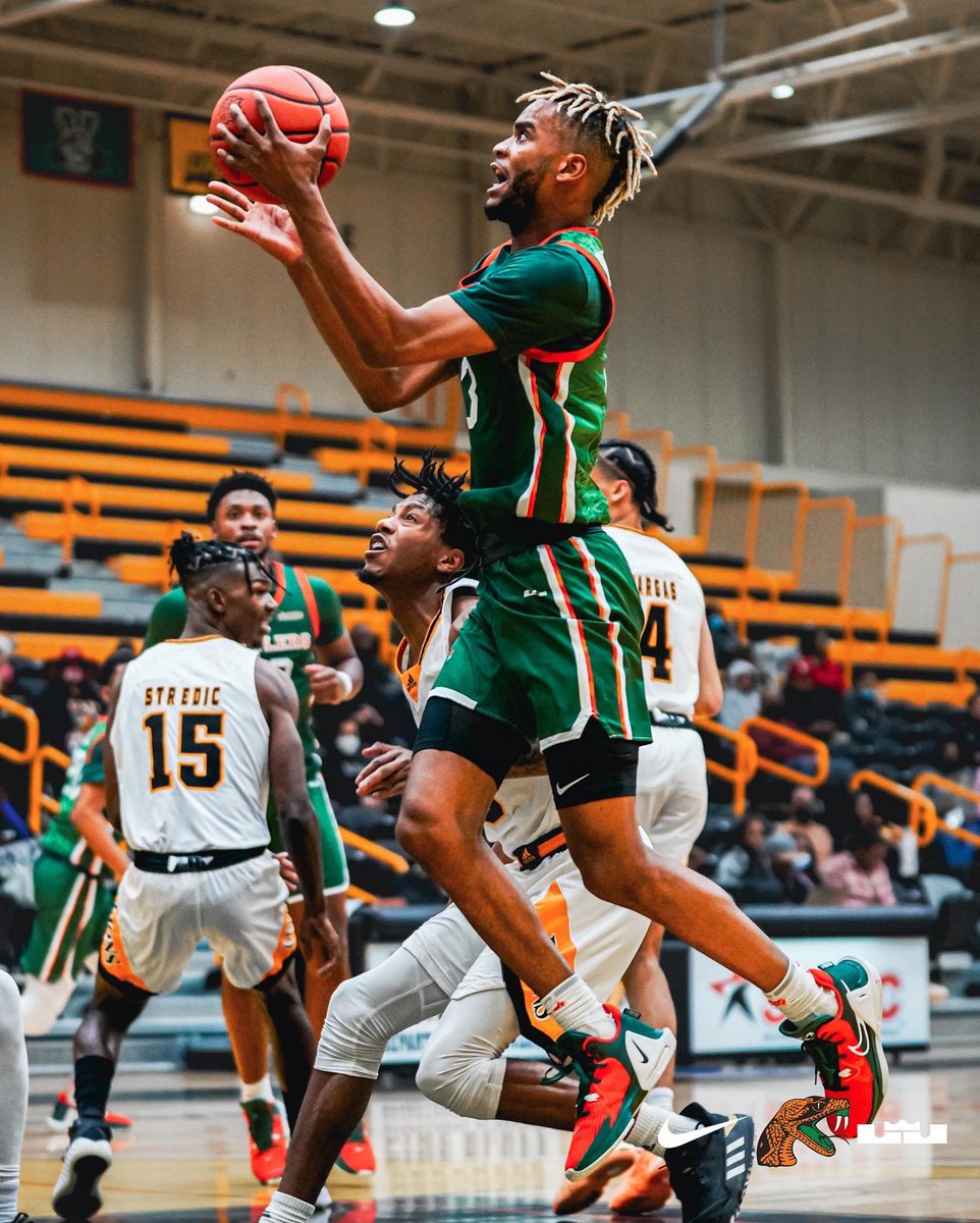 FAMU_MBB's tweet photo. 𝗠𝗝 𝗶𝘀 𝗮 𝙎𝘾𝙊𝙍𝙄𝙉𝙂 𝙈𝘼𝘾𝙃𝙄𝙉𝙀!

His 25 points tonight is his 9th 20+ scoring game and third straight on the season. 

#FAMU | #Rattlers | #ThinkBig https://t.co/2j6bR417Ux