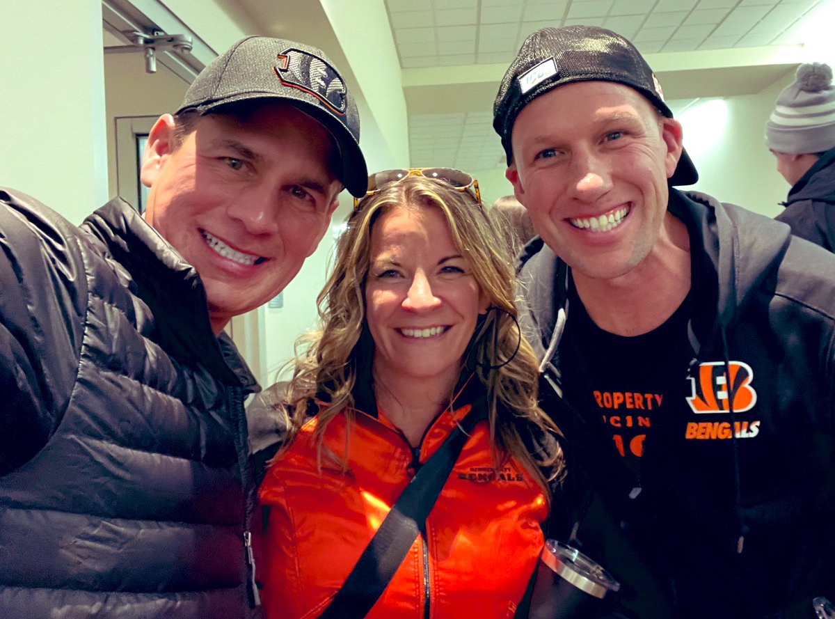 beck8535's tweet photo. Who Dey! So great to be a part of the experience! #ontothenextone #whodey #bengals #playoffs @Bengals https://t.co/6ntqfJStg5
