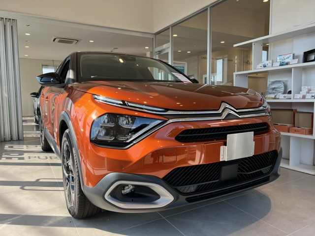 CitroenHikone's tweet photo. #シトロエン彦根 に #NEWC4 が入荷致しました(^^)/
皆様のご来店お待ちしております💁♀️💁♂️🇫🇷
#Citroën #新型 #フランス車 https://t.co/WOZpXu9kuB