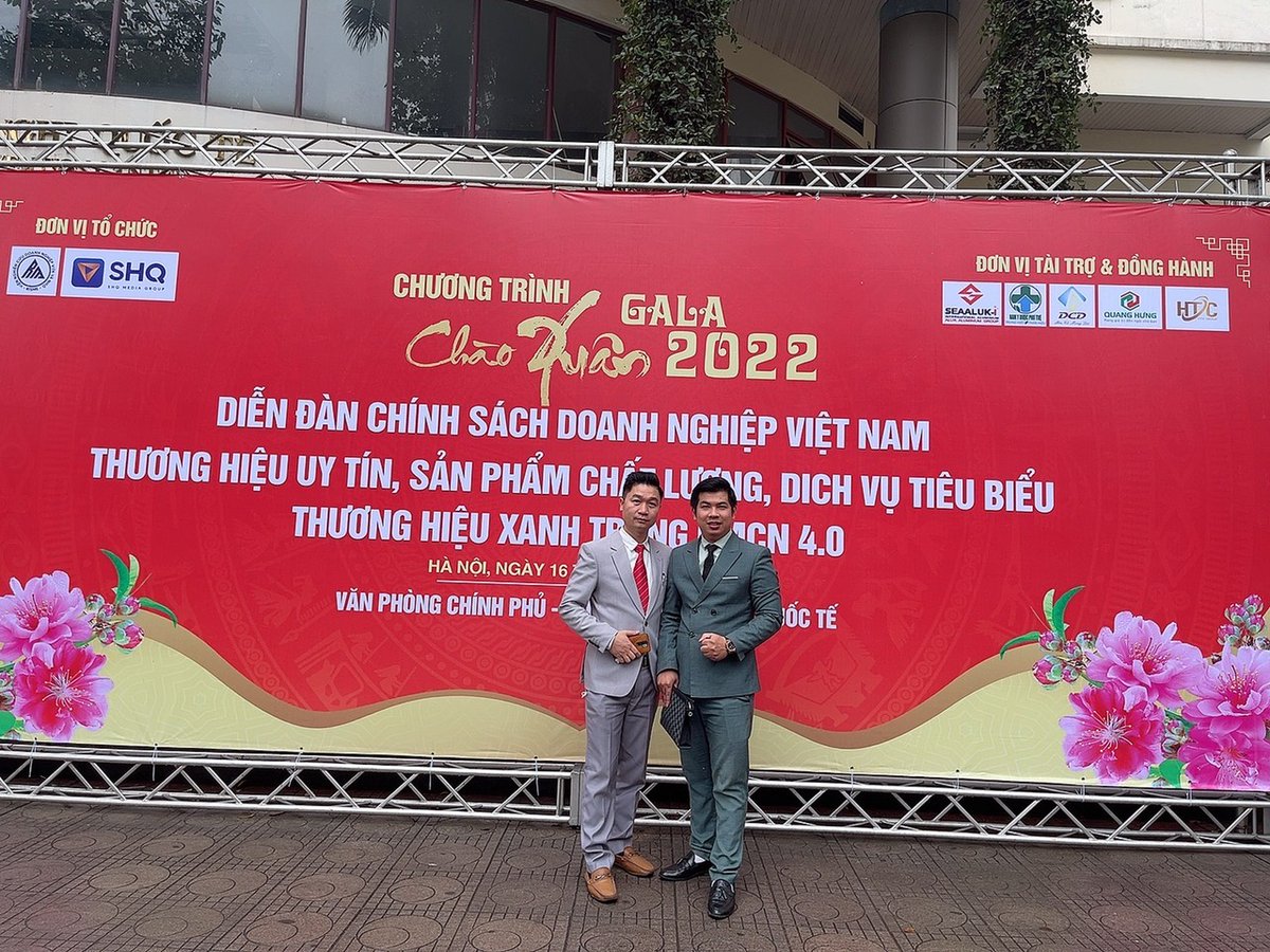 kendyhay's tweet photo. - HTC là đơn vị tiên phong trong chuyển đổi số doanh nghiệp !
- Tự hào là đơn vị đồng hành và tài trợ trong diễn đàn chính sách doanh nghiệp 4.0 !
- Cảm ơn thầy đã giúp đỡ chúng em ! https://t.co/L2blygYRfd