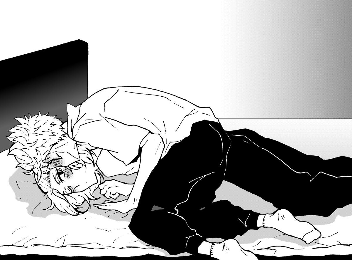 マイ武。
狸寝入りでした😌

キスして目を開けると黒々とした目に見つめられてて悲鳴上げるみっち。 