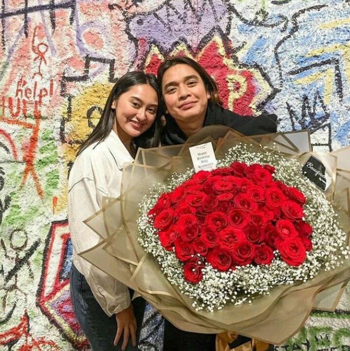 Smoga bahagia slalu <a href="/bangbily/">Billy Syahputra</a>  Dan <a href="/memes_prmswr/">memes prameswari</a> ..
#HBDbilly31thn
#billysyahputra