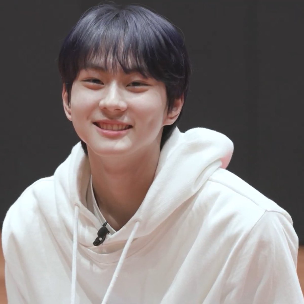 jungwon feed (@0209feed) on Twitter photo 