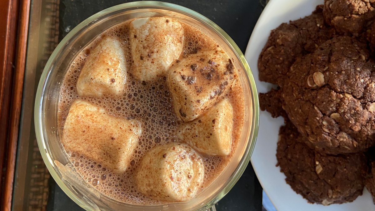spicechronicles's tweet photo. Has been one of those cold ones today, spent the afternoon baking and savoring hot chocolate. Easy and satisfying.
Added a little bit of ginger and a pinch of cayenne to my brew, turned out pretty good.
#winterdays #spicechronicles #bakingtoday #hotchocolate #savoringcomfort. https://t.co/al6zAD8aLN