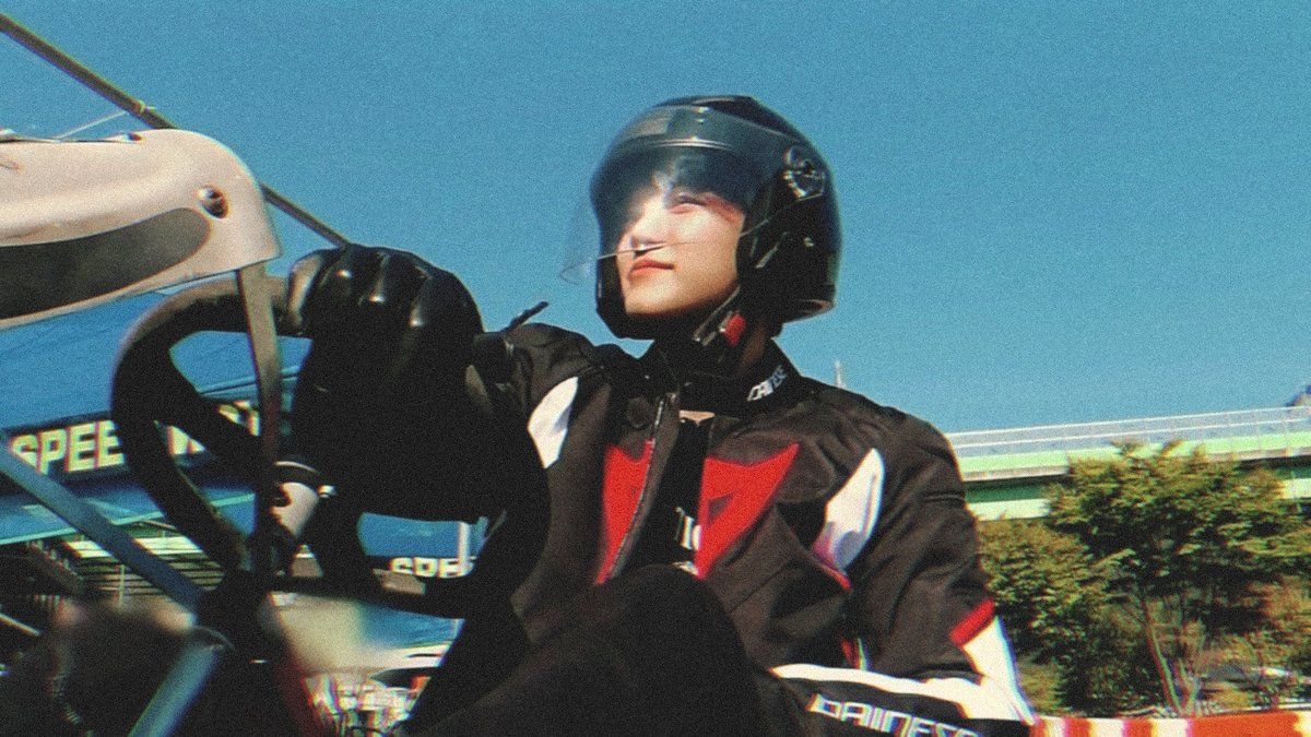 00myuniverse's tweet photo. ♡ nomin | jaemjen filo college au

[ pagsamo au]

a nomin filo au kung saan.. 

jaemin works 3 jobs to support his tuition fees, a sh0ppee rider on saturdays, delivers a package to jeno's house on a bad day https://t.co/TScaa4S7hx