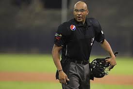 alexpinto1989's tweet photo. Muy feo se expresó @GorkysHernandez del umpire principal, José Navas.

Esto debería ser motivo de un castigo disciplinario. @LVBP_Oficial https://t.co/hCpuTjxqFU