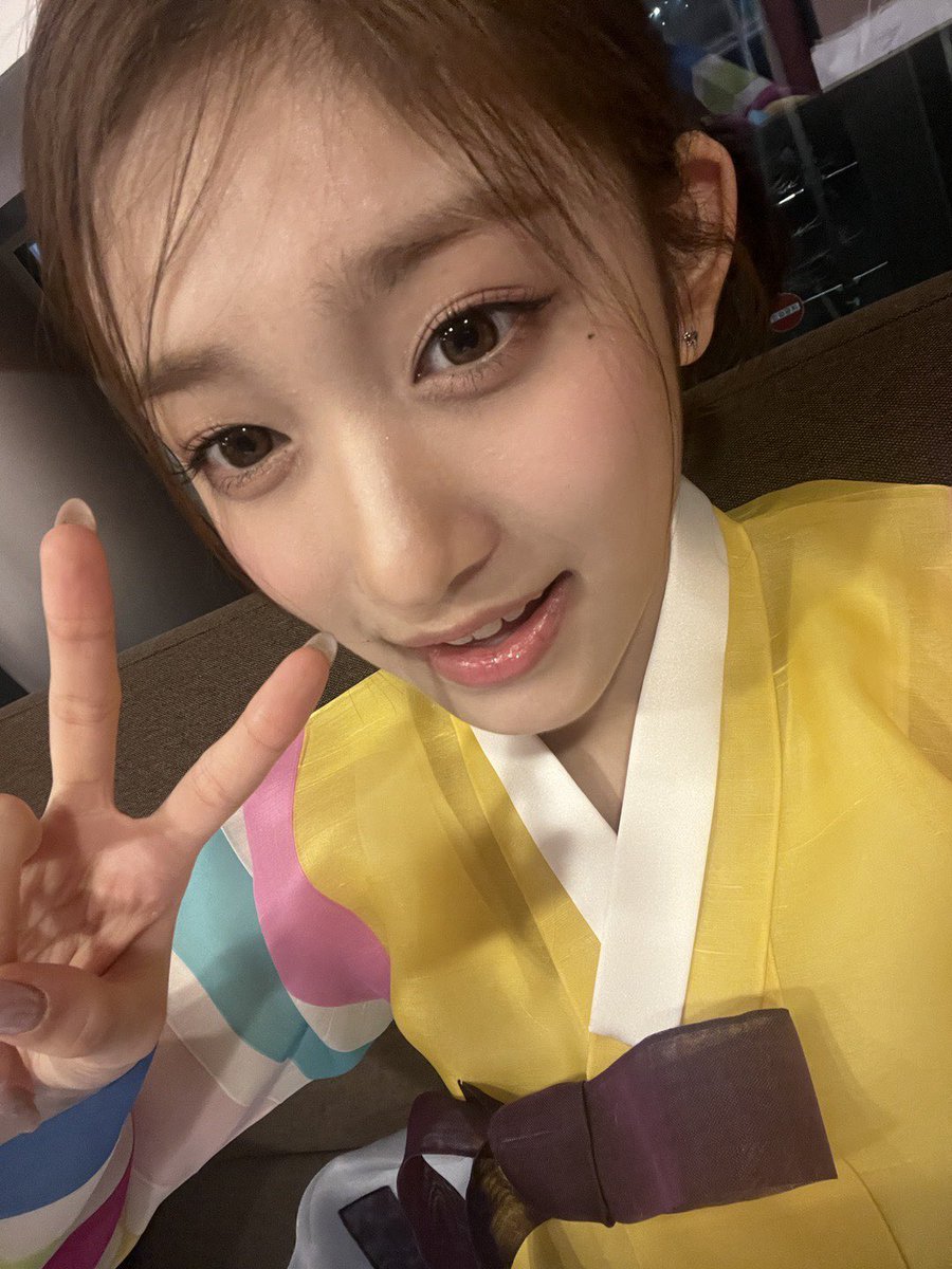 lilhyewon's tweet image. meow! ♡