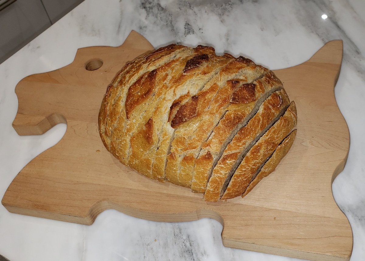 JeannieLee88's tweet photo. Aaaand I'm back to eating my feelings, bingeing on sourdough like it's April 2020 all over again
#Covid19
#GroundhogDay
#AnotherWave https://t.co/BooK0ymVf4