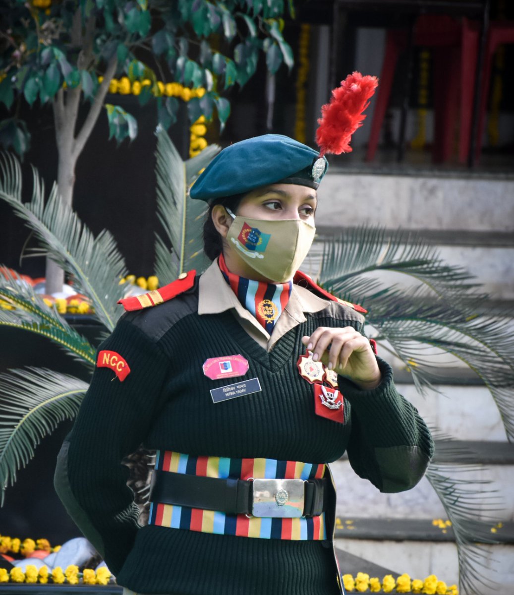 देश के युवाओं में चरित्र सहचर्य, नेतृत्व, अनुशासन, धर्मनिरपेक्षता, रोमांच और निस्वार्थ सेवा भाव का संचार करता है एनसीसी NCC गान ‘हम सब भारतीय है’ यह सभी NCC कैडेट को अच्छे से याद रहता है इसका उद्देश्य एनसीसी कैडेट्स के मन से भेदभाव की भावना दूर कर सबको एकता का मार्ग दिखाना है।❣️