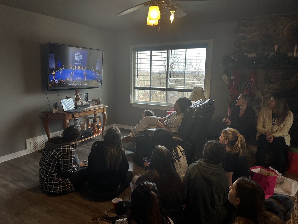 Veronica DeVoe tweet media