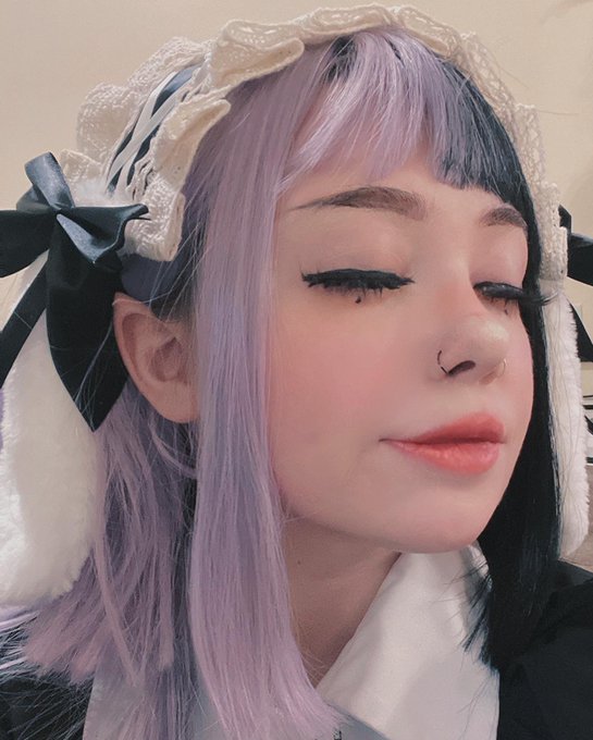 Bunny girl 4 life https://t.co/53tubWVMlx