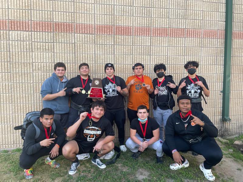 Tiger_Fball's tweet photo. Congratulations to our powerlifting team as they placed 1st overall at the Rio Grande City invitational meet! Great job guys!  #TigerSWAG https://t.co/jzi73Bbki0