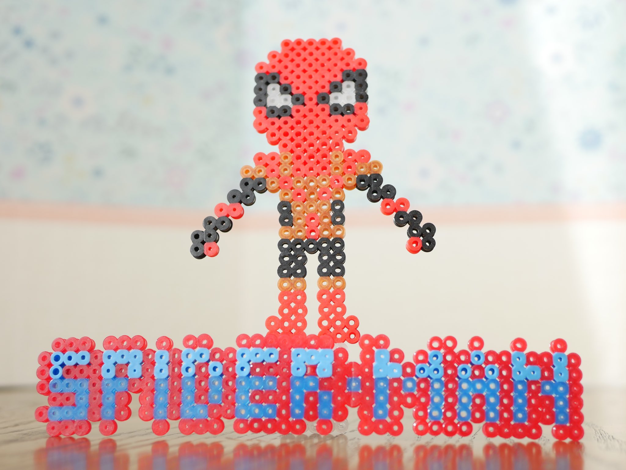 スーパーマン アイロンビーズ スーパーマン」のアイデア 32 件 | クロスステッチ 図案, ビーズ