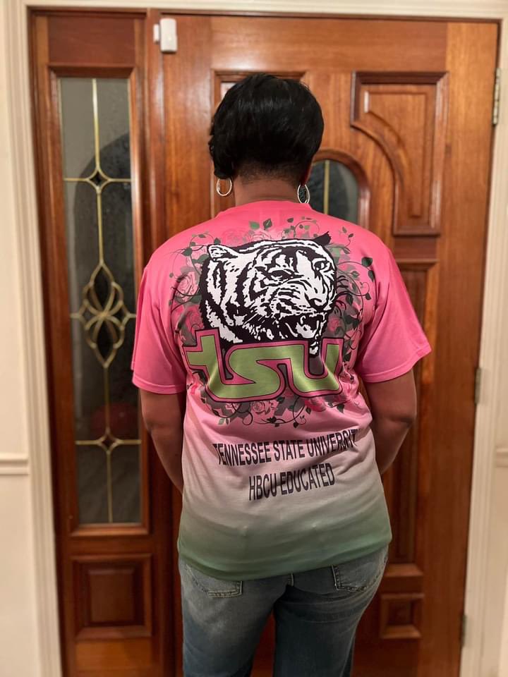 WSAVTinaTS's tweet photo. I hold my head up high when I think of Alpha PSI…initiated! Happy Founders’ Day to my lovely Sorors of Alpha Kappa Alpha Sorority, Incorporate!!!!!!
💗💚🐸
#J15 #AlphaPsi #Fall83 #TSU #HBCUEducated https://t.co/PHV8zJLQDM