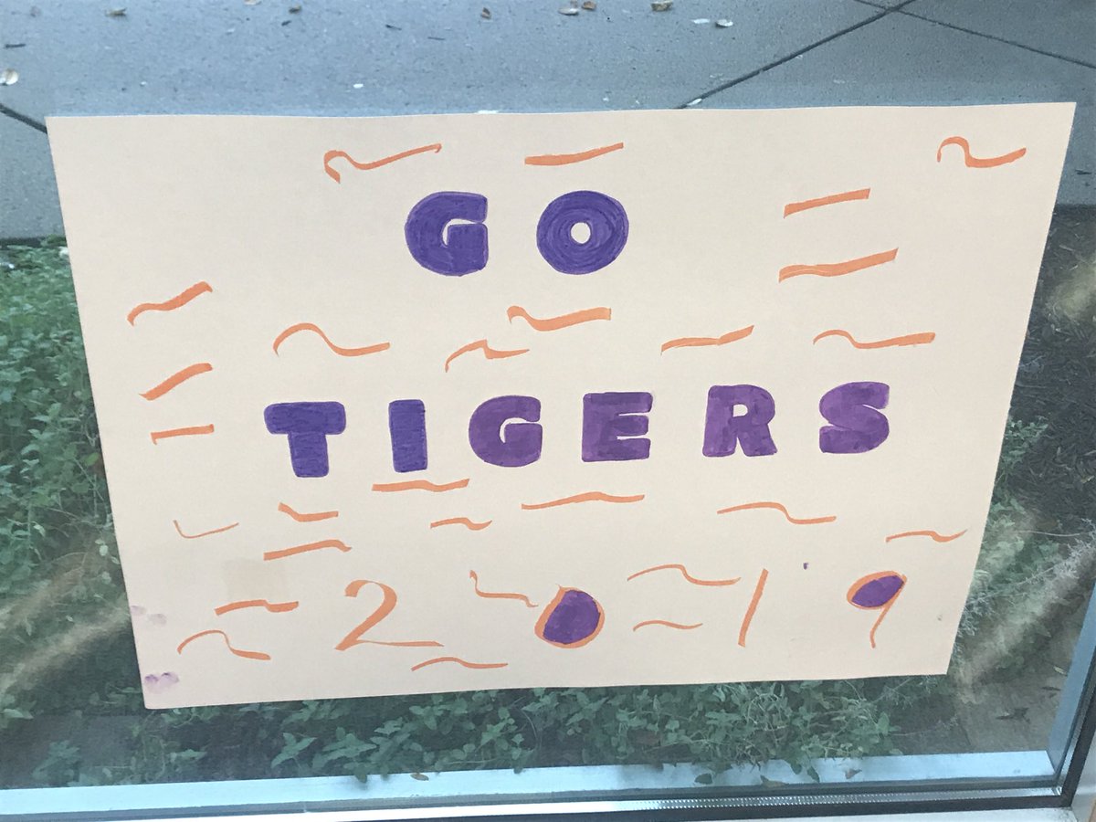 Lady Tigers basketball lose a tight one vs montrverde.     Great game.     IMG Monday 

#PlsdProud #weReady #centralelite #DoTheWork #HowYaLivin