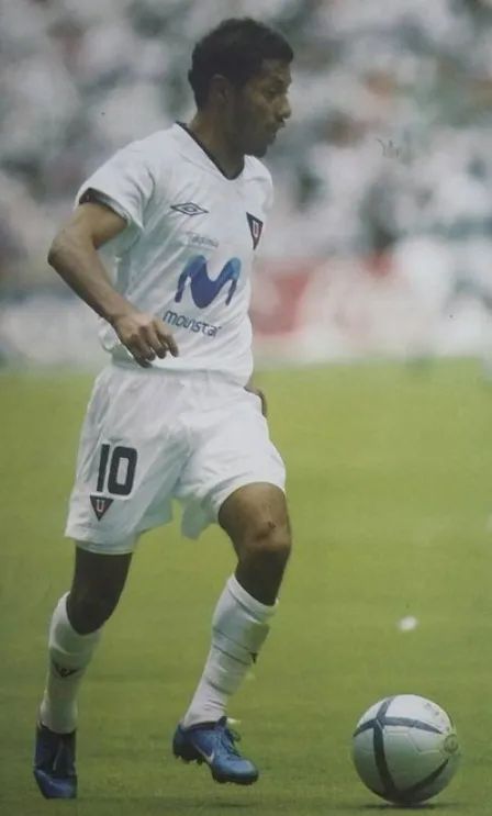 chorri_palacios's tweet photo. Grandes recuerdos con esta gloriosa camiseta https://t.co/ryEGsGAOU5