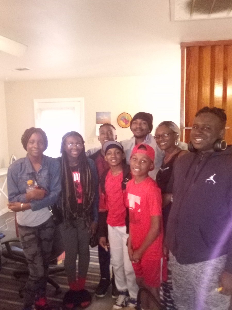 OlajiSule's tweet photo. Great day to see youngins!🙏🏾💙💙Future generation https://t.co/N0YLlrb1nq