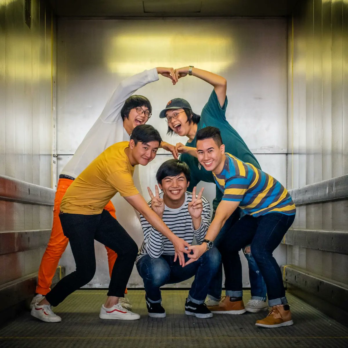 newmodernlights's tweet photo. SEE YOU TONIGHT @esplanade_sg 6:45 &amp; 8:15pm! ✨

📷: @KeithMUG https://t.co/CGRDvGGK77