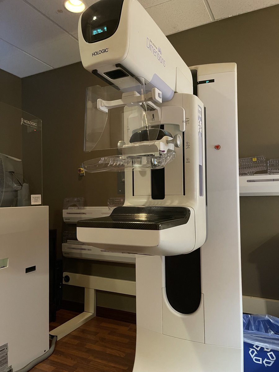 hackerm's tweet image. Had a mammogram today. Opened my gown. Tech took one look and immediately got a bigger part for the machine. It was a proud moment.