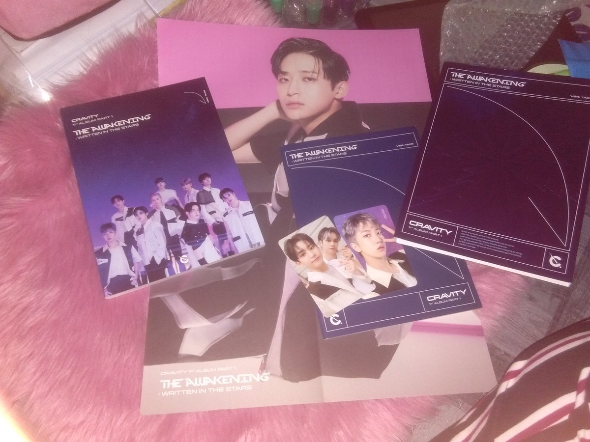 Enhiiiifun_3's tweet photo. Hi @Hoshi_Gives ^^ 

Already received my 2nd album from you.  Encountered delays due to some complications. Nonetheless, the album arrived safely with minor dents. 

Happy for this purchase!  #Hsalamat https://t.co/M45FcDYRyw