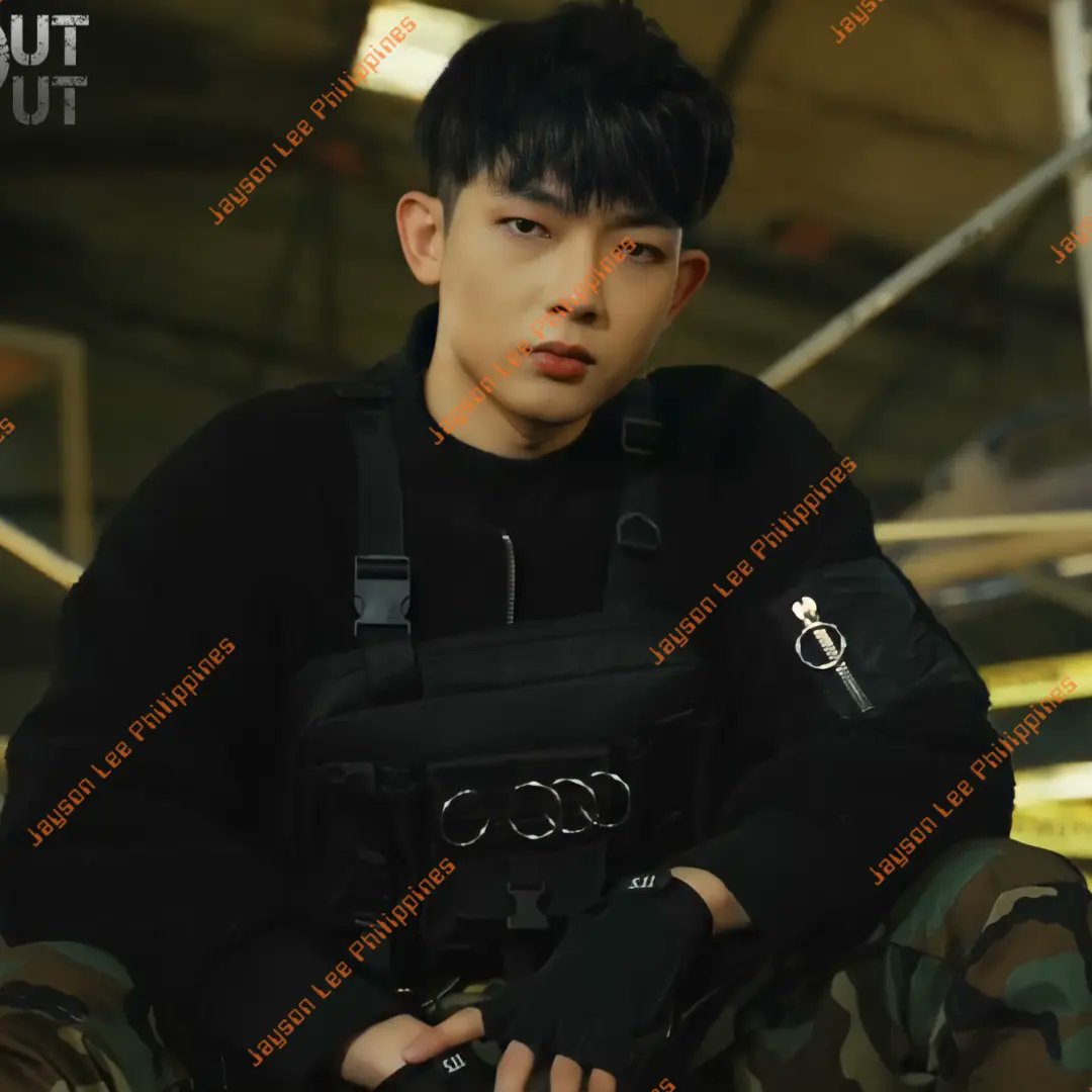 JaysonLeePH's tweet photo. 🔸️ 01•16•22 🔸️

@_jaysonlee screenshots from their SHOUTOUT m/v 🖤

 SHOUTOUT MV IS OUT NOW 
@1stoneOfficial #1stOne 
#1STONESHOUTOUT https://t.co/3jhBUvA6fN