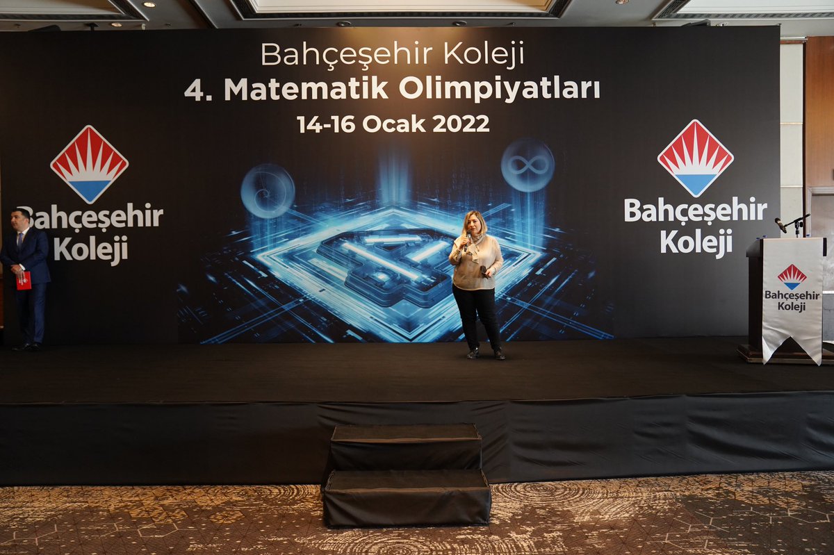 Türkiye geneli 17 kampüsümüzden 170 lise öğrencimizin katılımıyla bu yıl 4’ncüsü düzenlenen “Matematik Olimpiyatları” bugünkü ödül töreniyle sona erdi. 

Tüm öğrencilerimizi ve öğretmenlerimizi tebrik ederiz.👏🏻👏🏻

#bahçeşehirkoleji
#matematiğinsınırlarınızorla