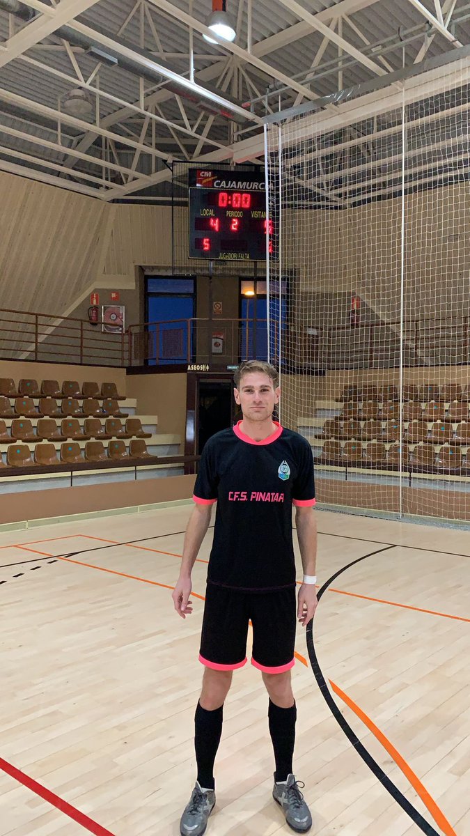 🔝 Como si de un jugador juvenil se tratase, ayer debutaba con el filial, <a href="/sulix121/">Suli Kurt</a>.

💪🏻 Tras una larga lesión de rodilla que lo ha apartado cuatro años de las pistas, ha podido volver a sentirse futbolista. 

😍 ¡Estamos muy contentos de tu vuelta!

#GoPinatar #CFSFactory 💙⚽️💚