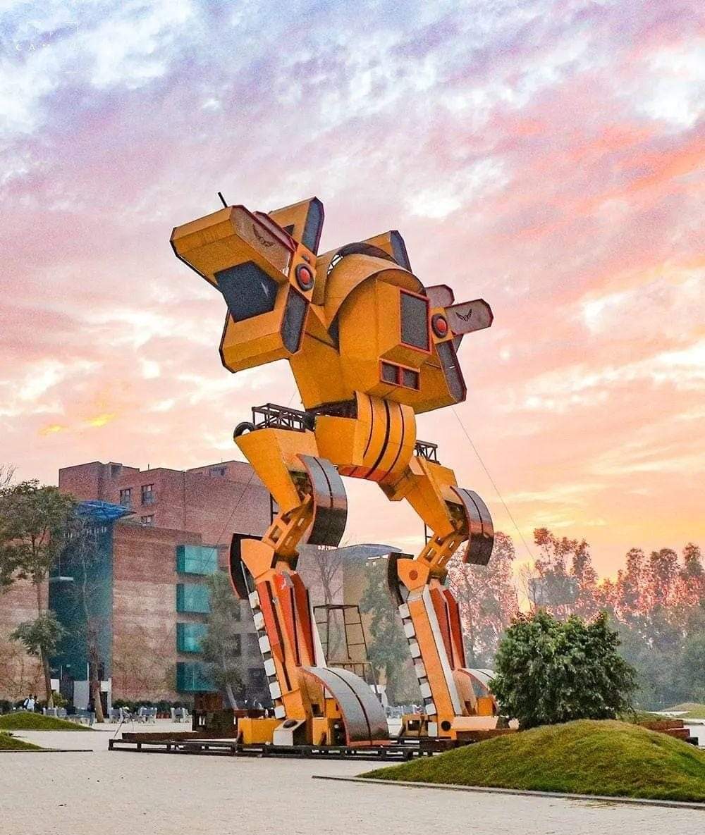 lpuuniversity's tweet image. Our magnificent and state-of-the-art Metal Magna engineered by #LPU students with absolute precision is here to make your Sunday wonderful!
#BeautifulLPUCampus #EngineeringAtLPU #LifeAtLPU #ProudVertos #SundayWisdom #SundayThoughts #SundayMotivation #BestUniversity #ThinkBIG