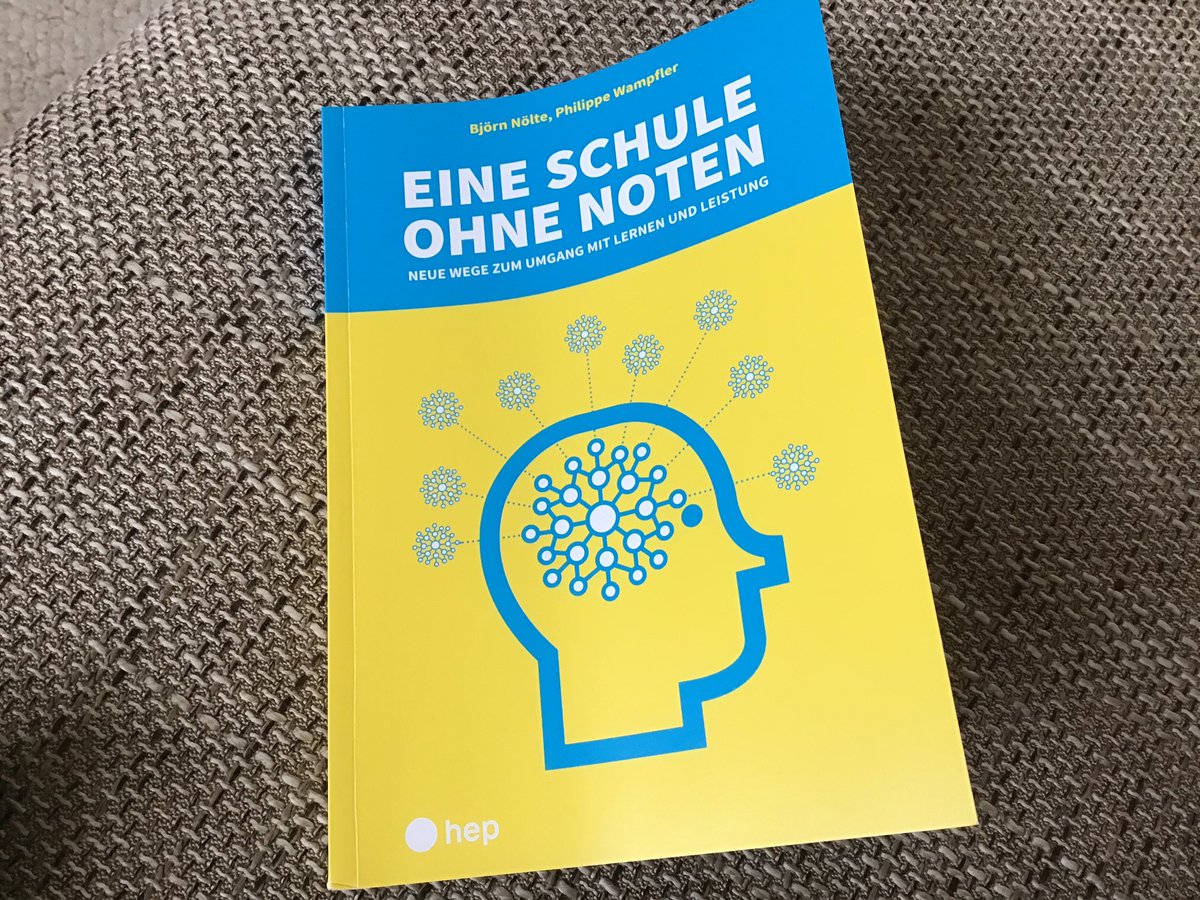 Was will man bei dem Wetter machen? Lesen! Tolle Impulse von <a href="/Noelte030/">Björn Nölte</a> und <a href="/phwampfler/">Philippe Wampfler</a> #twitterlehrerzimmer #twlz <a href="/hepverlag/">hep Verlag</a>