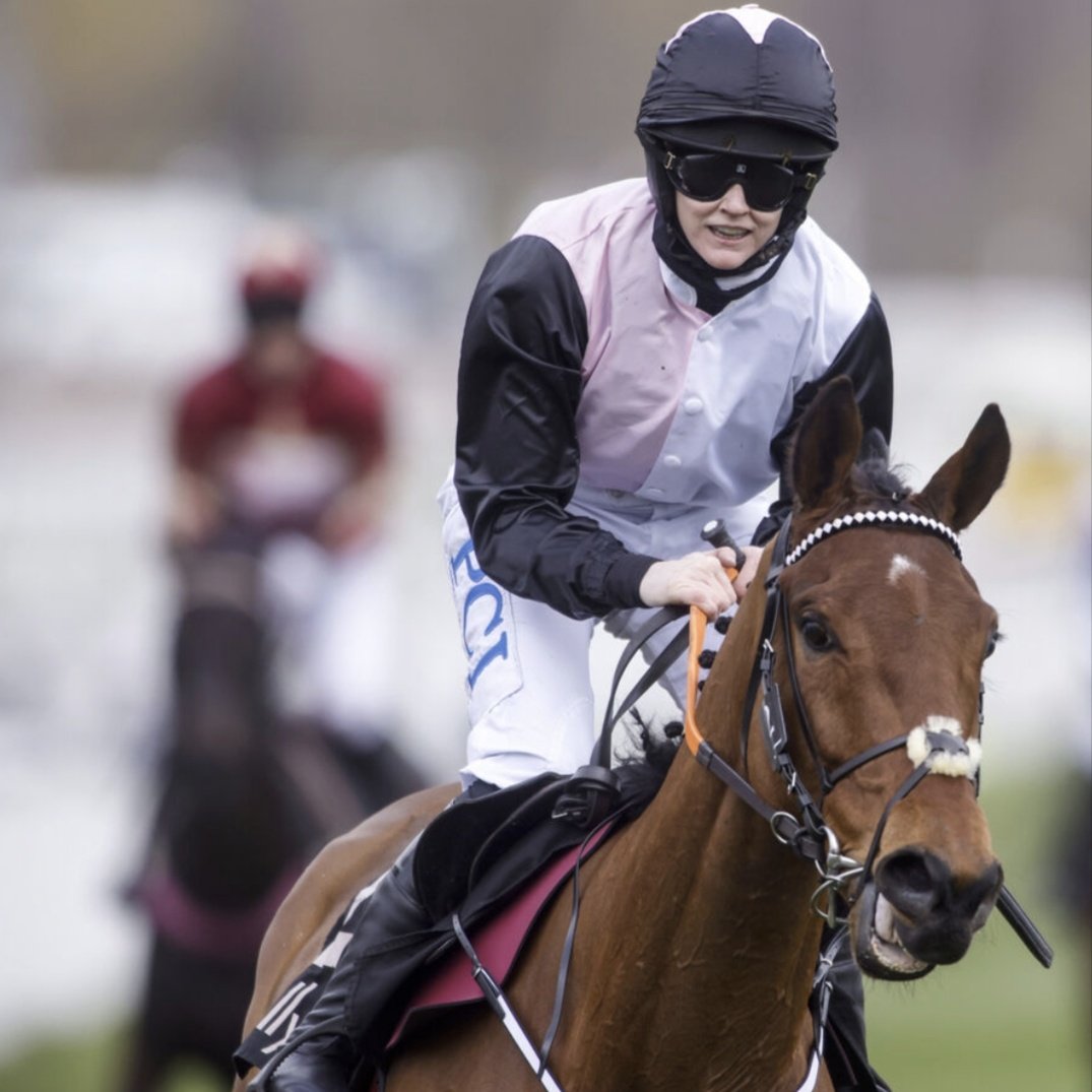 Stephen R Power (@racingblogger) on Twitter photo π If BOB OLINGER wins the Grade 3 Novice Chase at Punchestown today I'll give Β£50 π· CASH to one you lucky of you people!
To Enter: π
1οΈβ£ RT this Tweet
2οΈβ£ Follow <a href="/racingblogger/">Stephen R Power</a>
#Giveaway #Ireland #HorseRacing π If BOB OLINGER wins the Grade 3 Novice Chase at Punchestown today I'll give Β£50 π· CASH to one you lucky of you people!
To Enter: π
1οΈβ£ RT this Tweet
2οΈβ£ Follow <a href="/racingblogger/">Stephen R Power</a>
#Giveaway #Ireland #HorseRacing