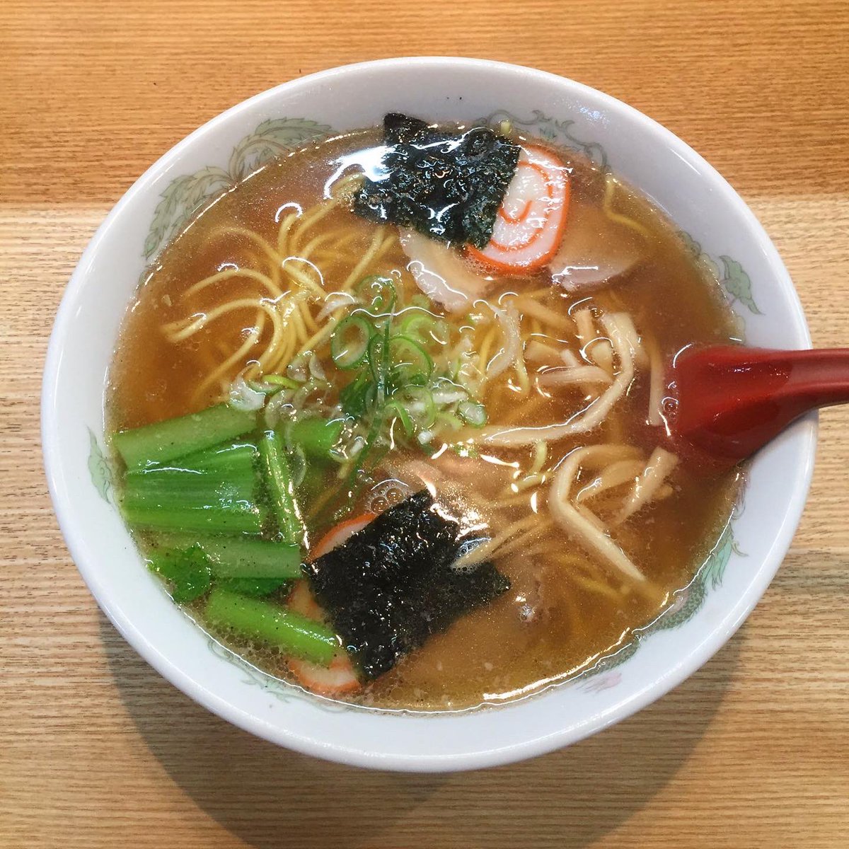 白山比咩神社の左義長祭に参加し
辻太商店でイイ感じの竹茶袋(たけちゃんぶくろ)を仕入れ
こいしやのラーメンで〆る
今年も良い仕入れ(出会い)がありますように