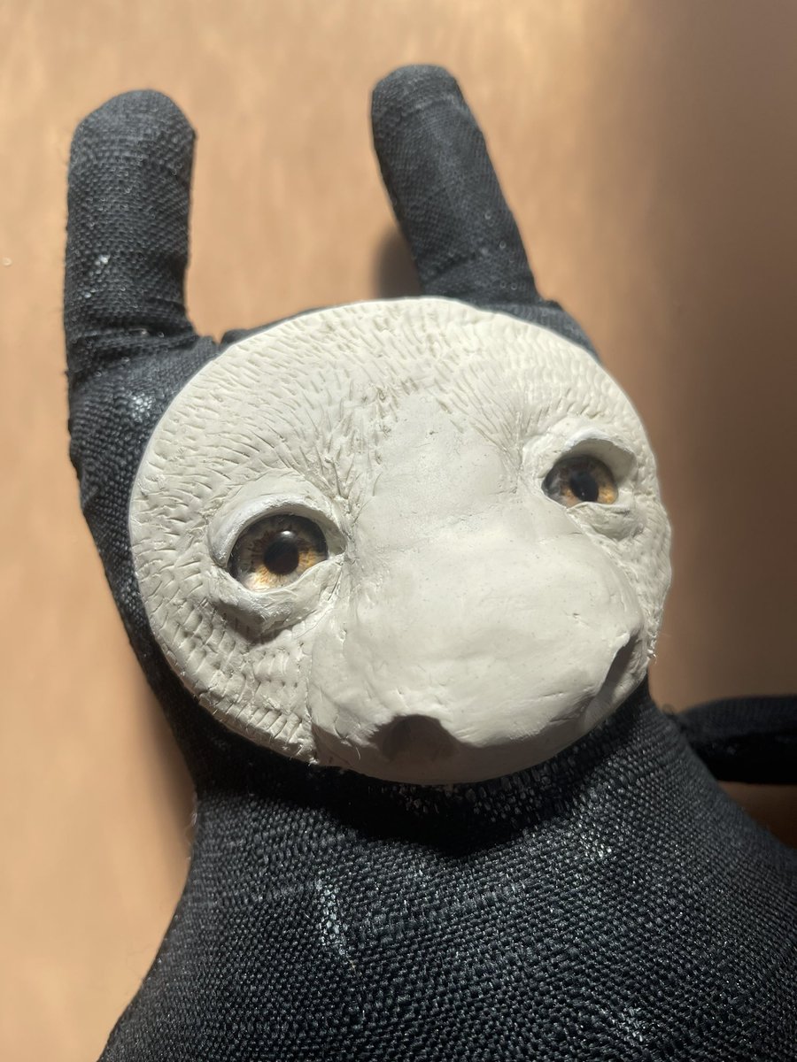 little plushie project coming along #artistsontwitter #artdoll #plushies #fantasy #fantasyart #sewing #claysculpture