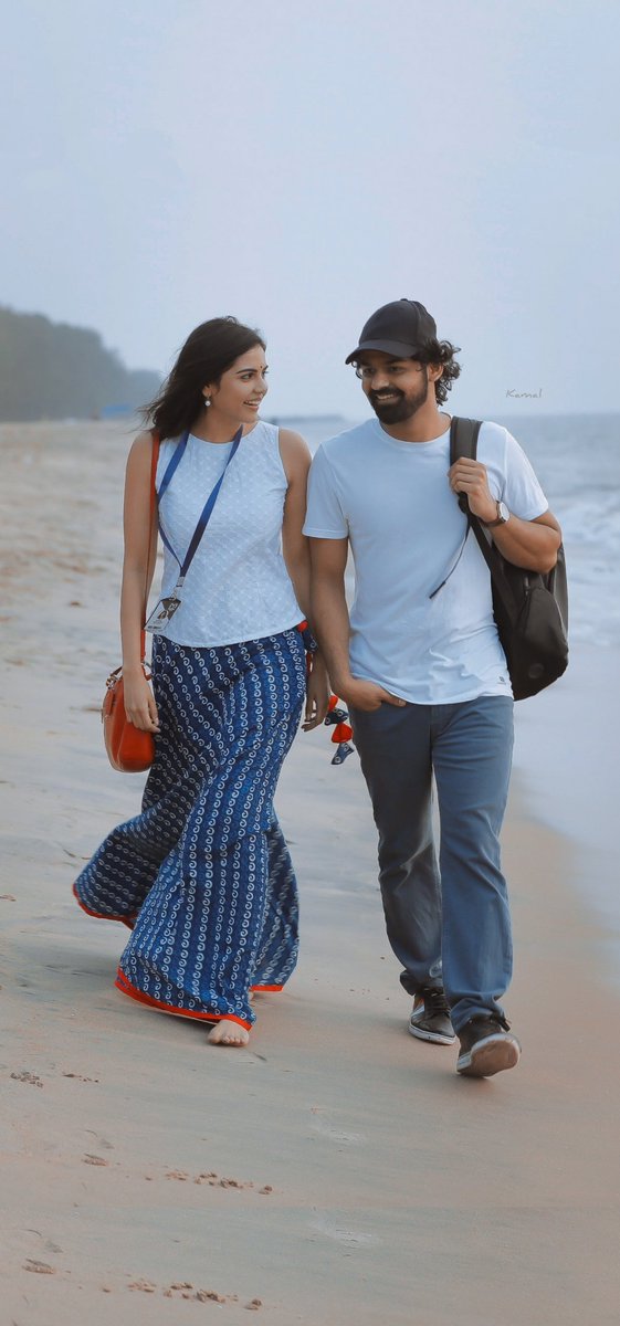 MalayalamReview's tweet photo. #Hridayam Releasing On This Friday https://t.co/dwbEH8bCV0
