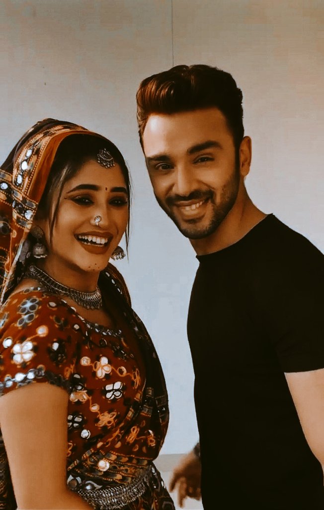 Amisharajput07's tweet photo. Mora jigar 🤭😂❤ #jinandi #shivridh #shivangijoshi #samridhbawa #BalikaVadhu2 https://t.co/DzrGim3OyZ