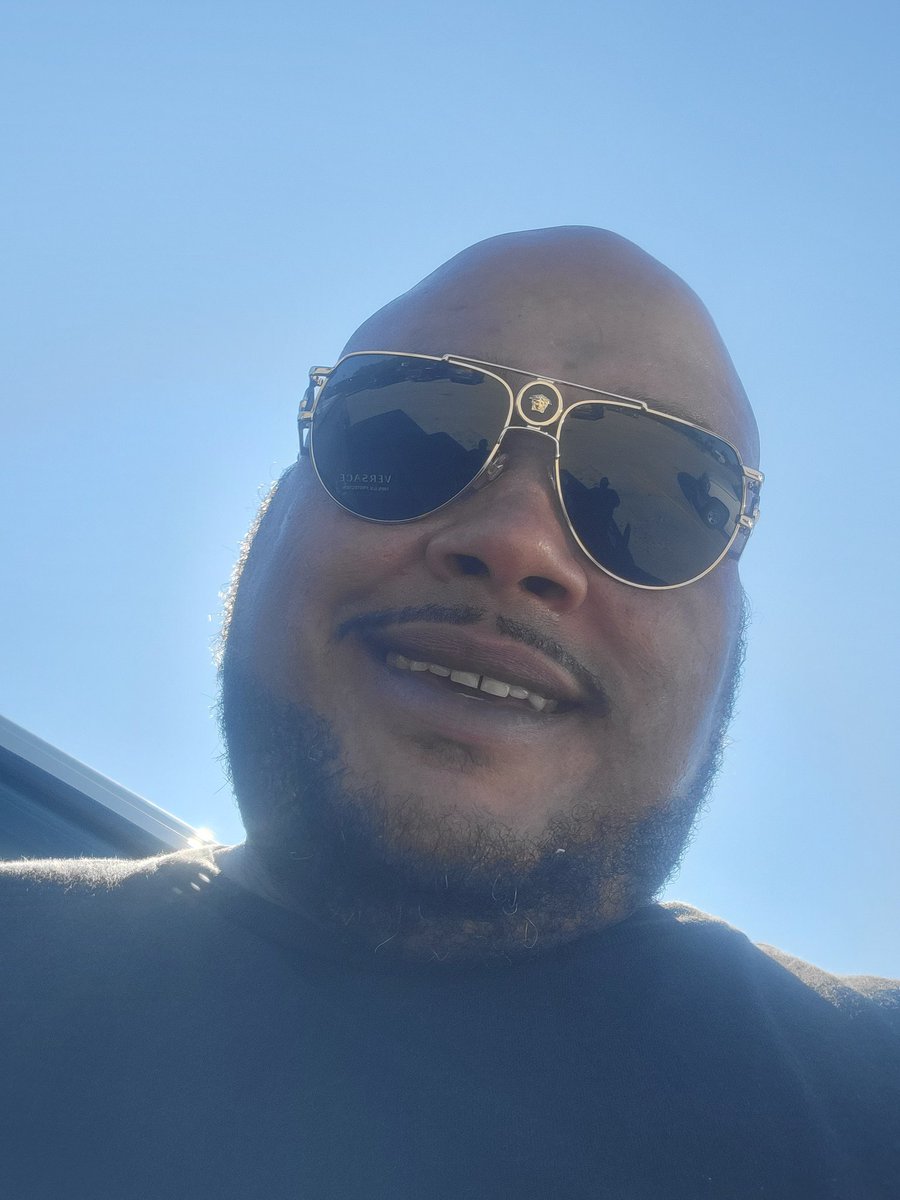 Johnny39ray tweet media