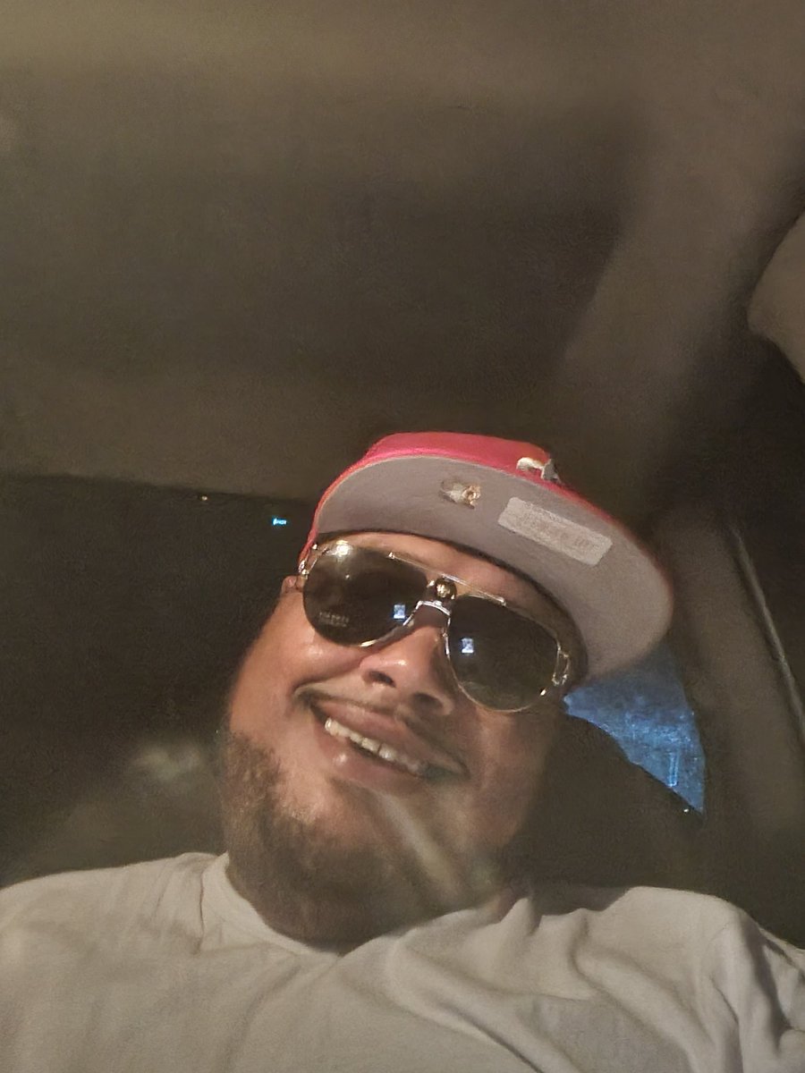 Johnny39ray tweet media