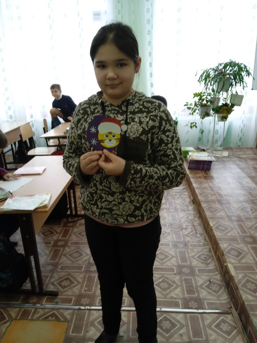 centrimpuls's tweet photo. Ребята из объединения "Азбука моделирования"  изготовили к��рнавальные маски"Птицы". https://t.co/Kb9EdysHL6