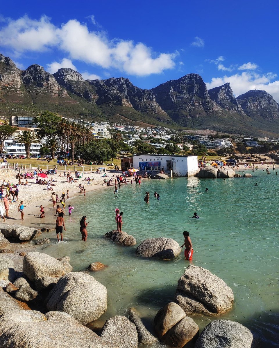 Good morning. Have a lovely day❗

#Repost <a href="/ferlivoyage/">ferlivoyageSA</a>

#tidalpool #tidalpools #campsbaybeach #capetownbeach #beachdayeveryday #visiterlafriquedusud #visiteguidéeducap