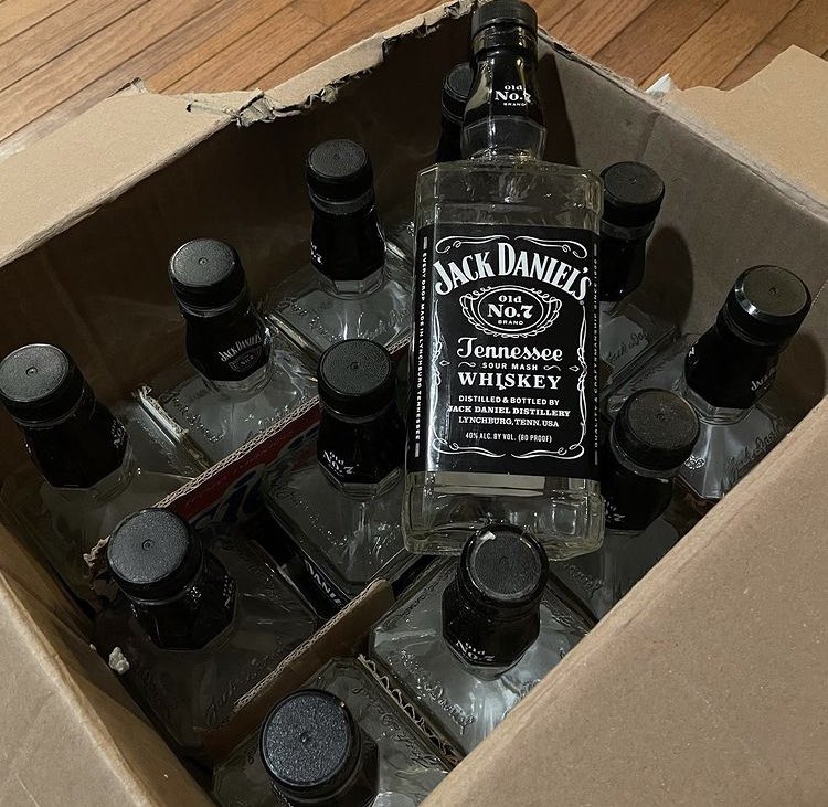 MirandaEvaKH's tweet image. okay i went overboard…thats impossible that im out of holy liquid…just bought a box today!!! #Toonami #nomorealcohol #overdidit