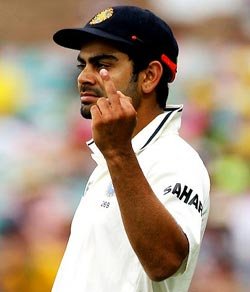 IRAxTweets's tweet photo. #ViratKohli  👑 https://t.co/hp2BKaSTOm