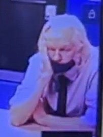 Fight4Assange's tweet photo. Travel Warning For Australia

If you are an Aust journalist exposing  corruption while overseas your Govt may abandon you in arbitrary detention

If you are a famous visitor holding a personal opinion different to the Aust Govt you may be placed in arbitrary detention &amp; deported https://t.co/xc7aOSktnU