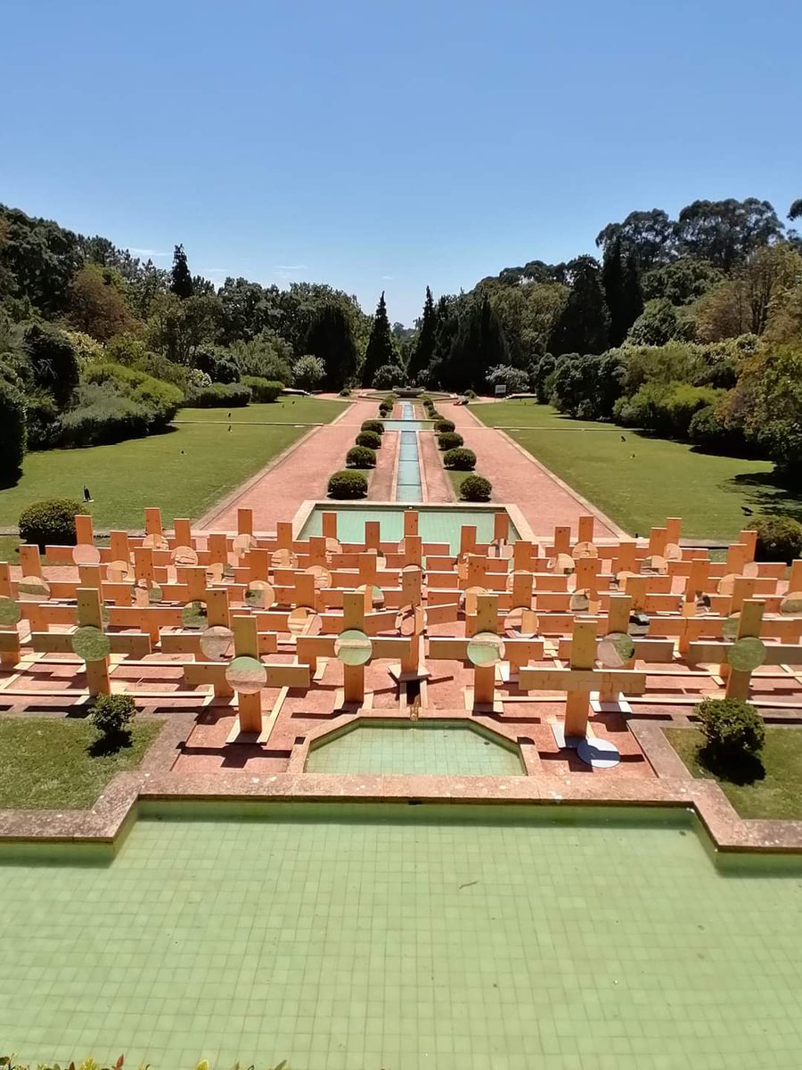 skymanuelima's tweet image. A Fundação de Serralves está localizada no Parque de Serralves na cidade do Porto, em Portugal, onde está instalada a Casa de Serralves e o Museu de Arte Contemporânea de Serralves. #Fundação #Serralves #Porto #arte #travelphotography #viagens #FotógrafoAmador #visitPortugal