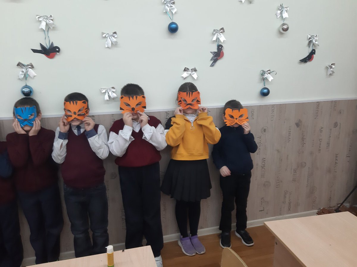 "Маскарад" в объединении "Волшебники"