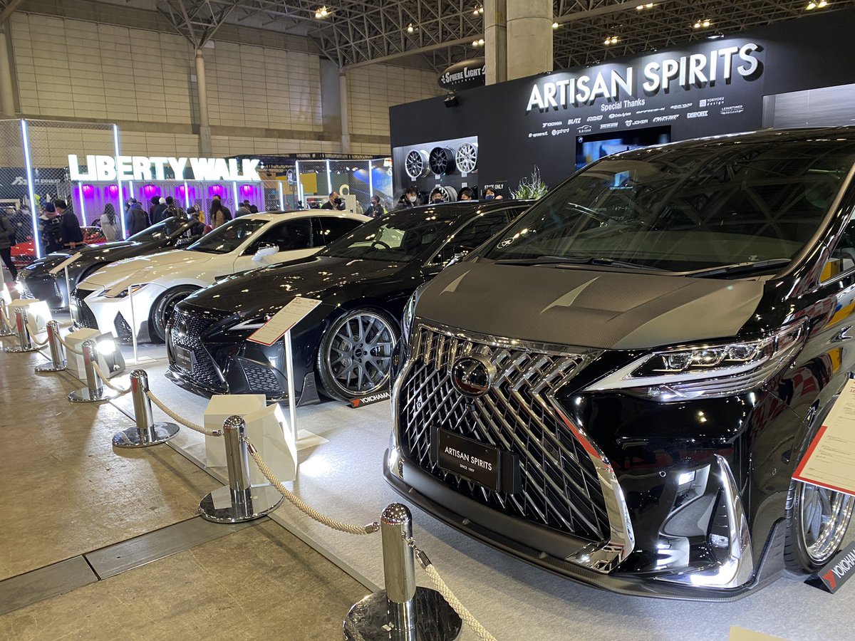 MotorFanweb's tweet photo. 左からLC、IS、LS、アルファードです!
#MFjpTAS22
#オートサロン2022
#レクサス #トヨタ https://t.co/JodUCkmDlY