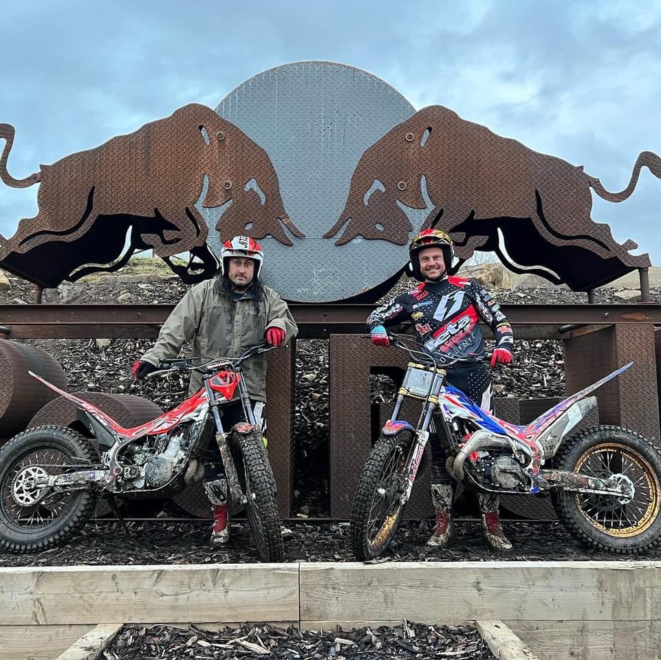 Biketruck's tweet photo. From novice first time to serious Scottish Six Day riders the #InchPerfectTrials venue is just bloody amazing! Groups - 1 on 1 - Kids - superb!
@realrossnoble @jamesburroughs_ @IPTrials
#ScottishSixDay
#ElectricMotion https://t.co/munzRvD9Jq