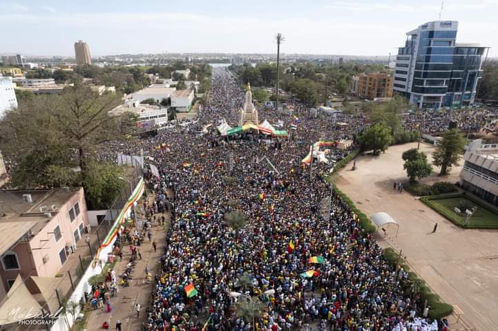 ali_naka's tweet photo. Dear People of West Africa. Decisions affecting your national interests can no longer be made in Paris. End the French Domination. You are In Africa not “FRANCOPHONE” Africa #Mali https://t.co/YRcaMe2BvV