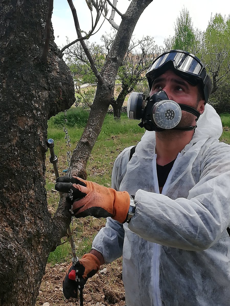 Uzun zamandır tarımsal yayım ve danışmanlık hizmetlerini yaygınlaştırıyor  çiftçilerimizi bilinçlendiriyoruz. Tarım Danışmanlığı Sisteminde mesleki ve özlük haklarımızın Avrupa Birliği standartlarında geliştirilmesi talebimizdir.  <a href="/bekirpakdemirli/">Dr. Bekir Pakdemirli</a> <a href="/tobeydb/">Eğitim ve Yayın Dairesi Başkanlığı</a> <a href="/aysinisikgece/">Ayşe Ayşin Işıkgece</a>